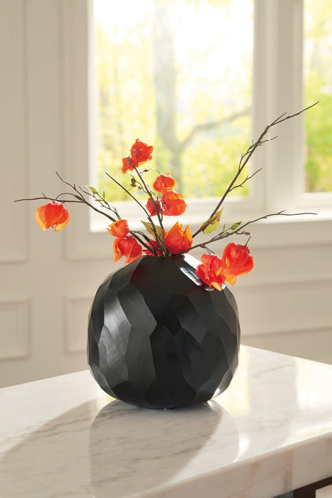 Ryanford Vase